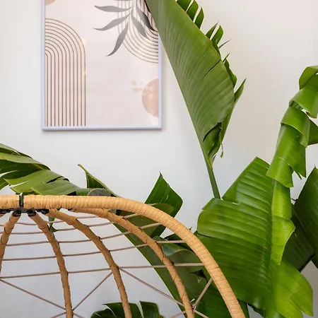 Lush Botanic Oasis With A Boho Hideaway, Near Beach&cafés Appartamento