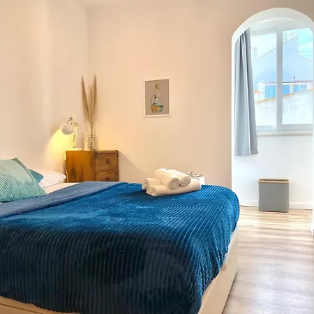 Lush Botanic Oasis With A Boho Hideaway, Near & Cafes *