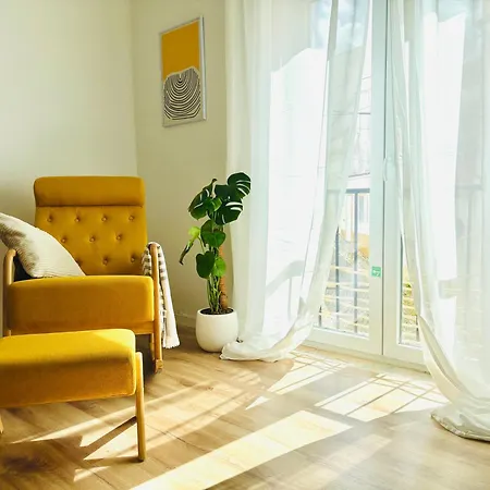 Lush Botanic Oasis With A Boho Hideaway, Near & Cafes Apartment *
